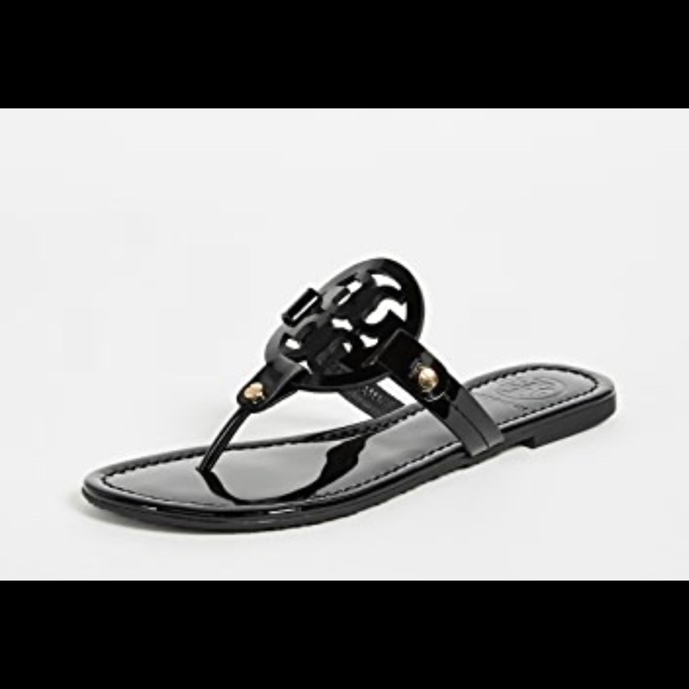 Tory Burch medallion sandals sz 9